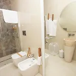 4 Rosario 招待所 *